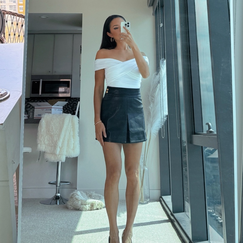 Abercrombie Off-Shoulder Ruched White Top